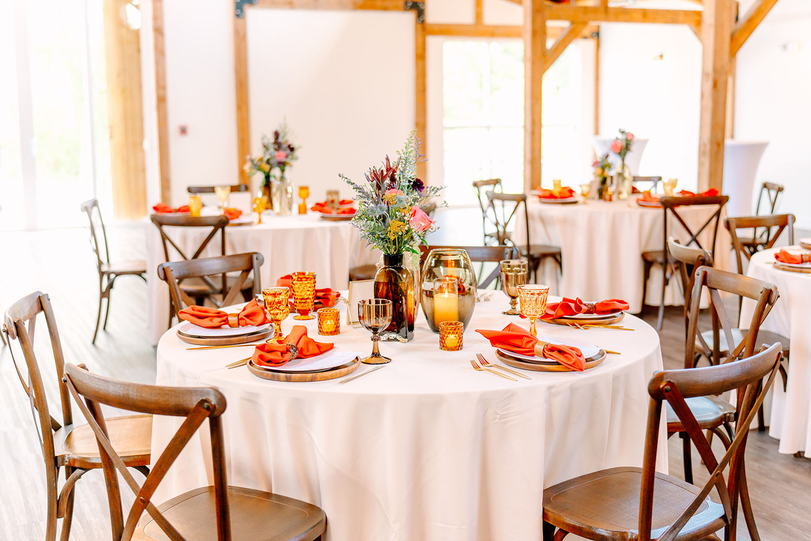 Buffet vs. Plated Catering: How to Choose the Perfect Dining Experience for Your Wedding